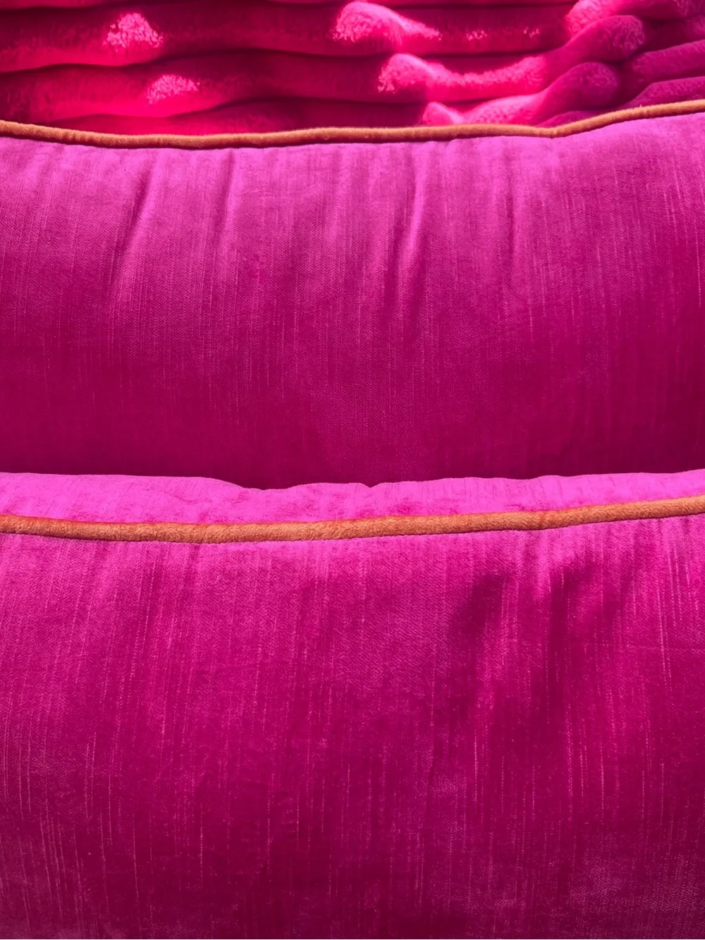 3 Throw pillows and 1 throw blanket.  Selling as a set.